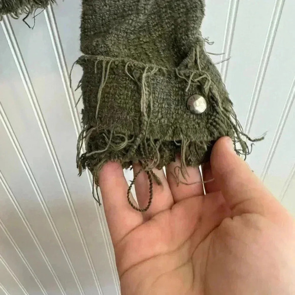 Zara Green Textured Weave Zip Jacket Distressed, Stud Detail small K47 - Picture 3 of 8